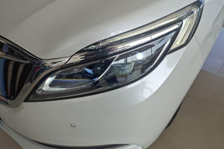 Used Buick GL8 2018 ES 28T Flagship Model China VI Standard