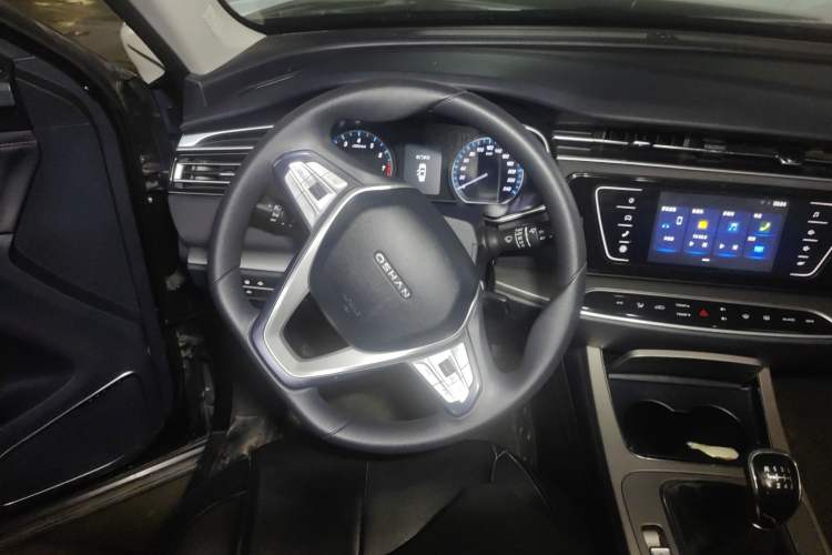 Used CHANGAN OSHAN X7 2021 1.5T Manual Luxury Version
