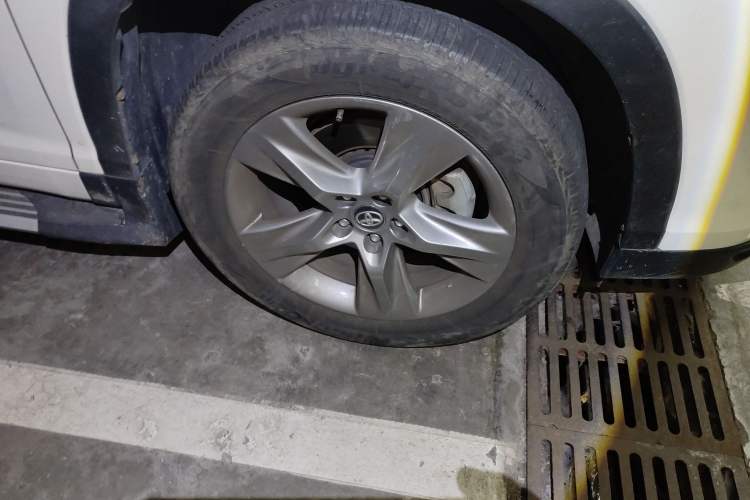 Used Toyota Highlander 2017 2.0T Four-Wheel Drive Luxury Edition 7 Seats