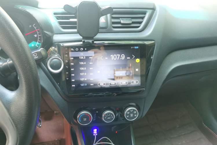 Used Kia K2 2015 Sedan 1.4L MT GLS
