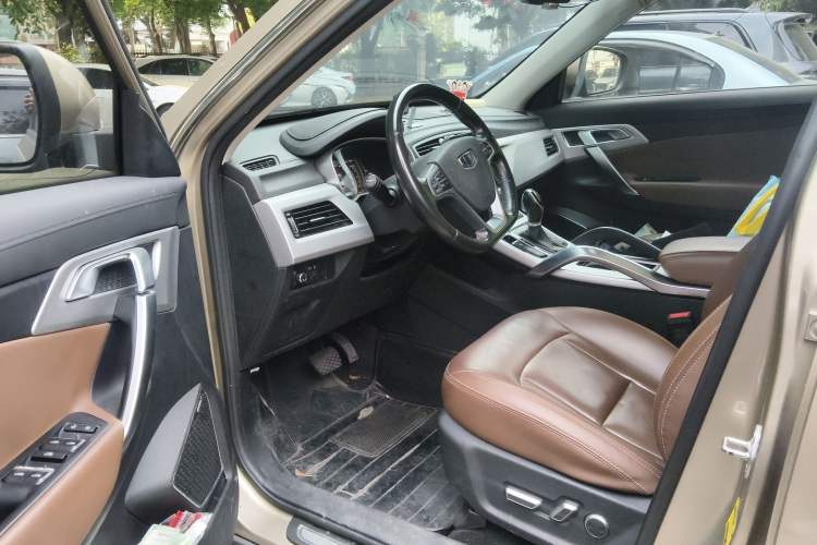 Used Geely Auto Emgrand X7 Sport 2016 1.8TD Automatic ZhiZun Version
