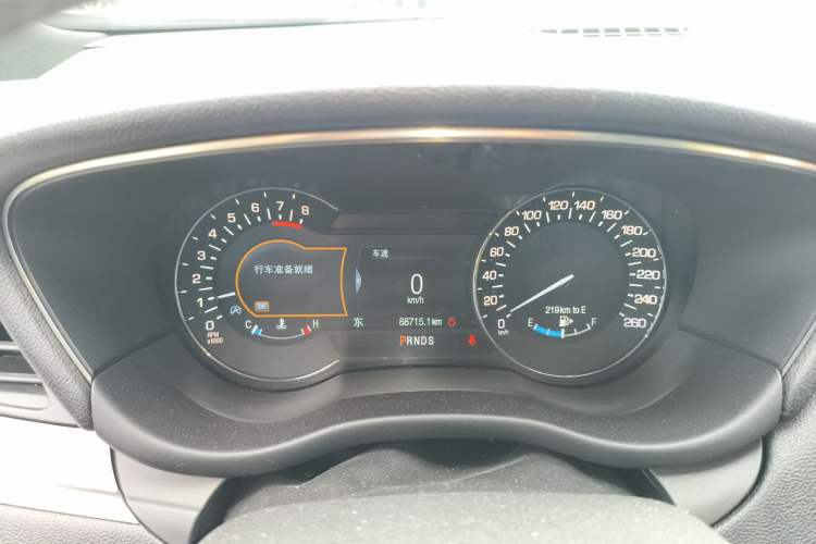 Used Lincoln MKC 2017 2.0T Two-Wheel Drive Deluxe Edition
