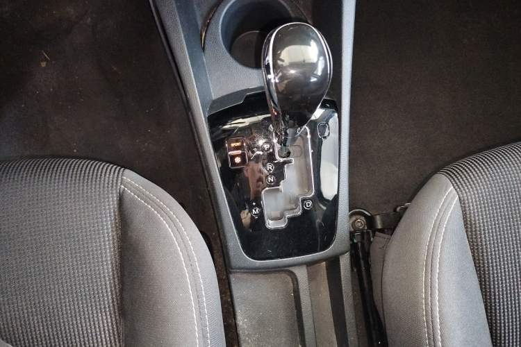 Used Dongfeng Aeolus AX3 2016 1.5L Automatic ZhiKu Model
