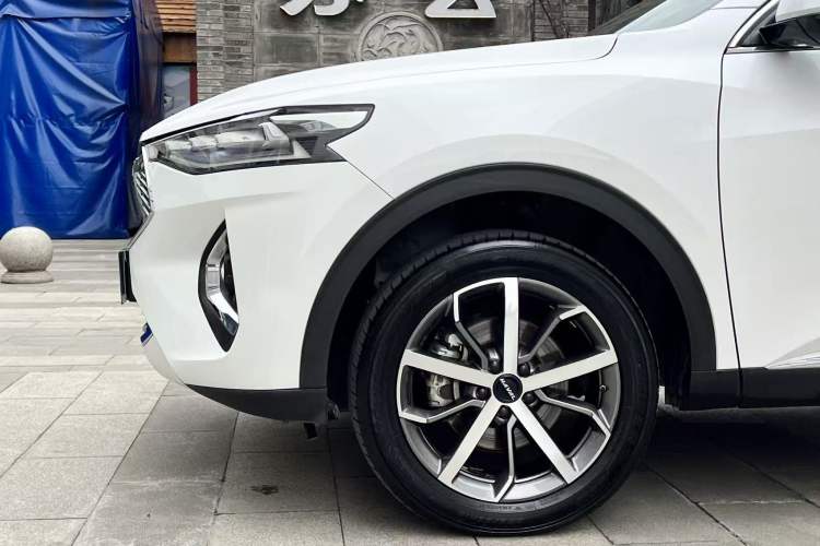 Used Haval F7 2021 1.5T Two-Wheel Drive iXuan Left Front Wheel Hub