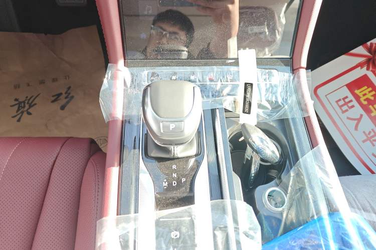 Used Hongqi H5 2024 1.5T DCT Smart Connect Flagship Edition