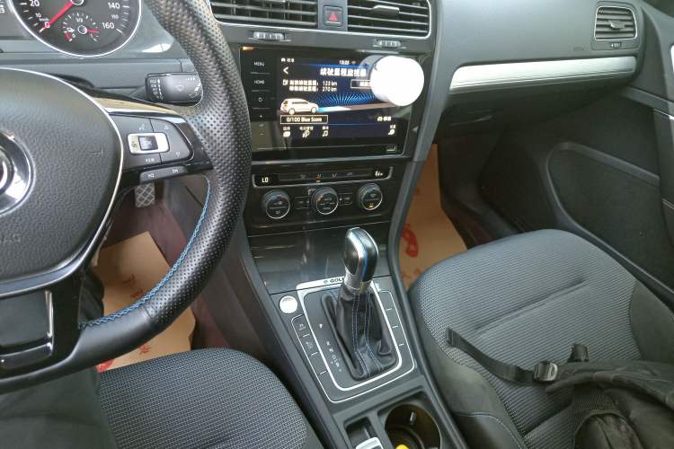 Used Volkswagen Golf Pure Electric 2020 Chari