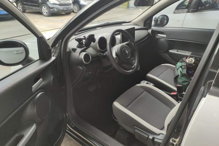 Used ORA Black Cat 2022 301km "Cute Pet" Version – Lithium Iron Phosphate
