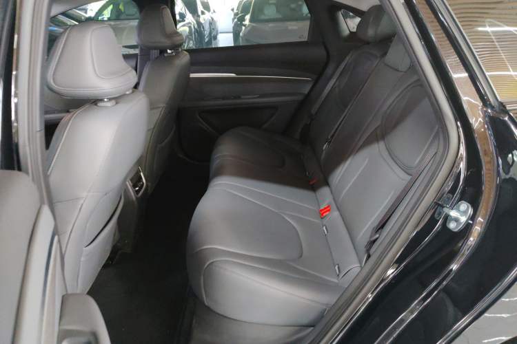 Used XPeng MONA M03 2025 600 with Ultra-Long Range Max Left Rear Seat