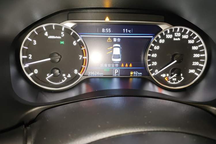 Used Nissan Teana 2022 2.0L XL-TLS Enjoyment Edition Odometer Close Up