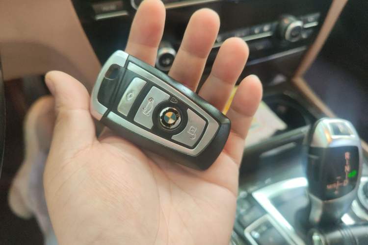 Used BMW 7 Series 2011 730Li Elegant Model
