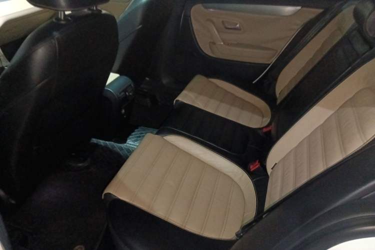 Used Volkswagen FAW-Volkswagen CC 2015 1.8TSI Prestige Model Left Rear Seat