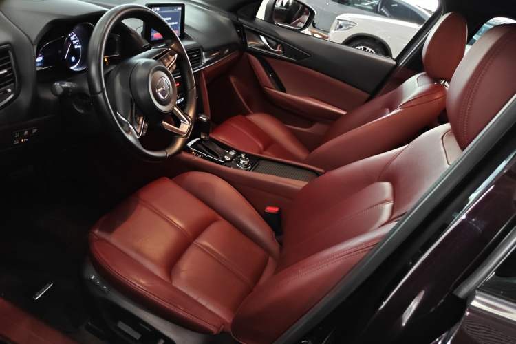 Used Mazda CX-4 2020 2.5L Automatic All-Wheel Drive Blue Sky Fearless Edition Left Front Seat