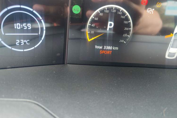 Used CHANGAN UNI-V 2024 1.5T Prestige Sport Edition
