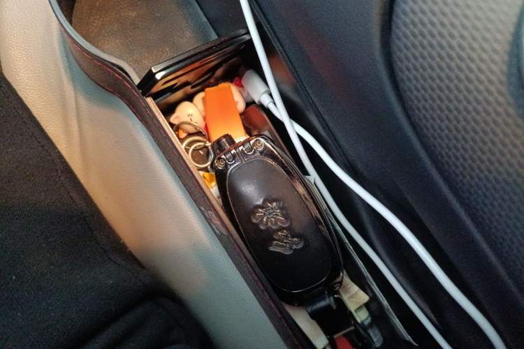 Used Hongqi E-QM5 2022 431 km Charge & Enjoy Edition Vehicle Key