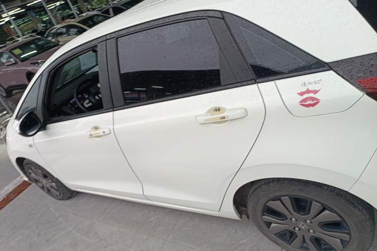 Used Honda Fit 2022 1.5L CVT Trendy Sunroof Edition Exterior 3