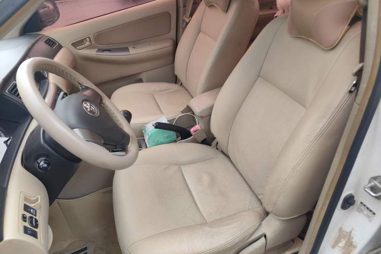 Used Toyota Corolla EX 2013 1.6L Manual Luxury Edition
