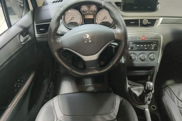 Used Peugeot 308 2013 1.6L Manual YouShang Model Steering Wheel