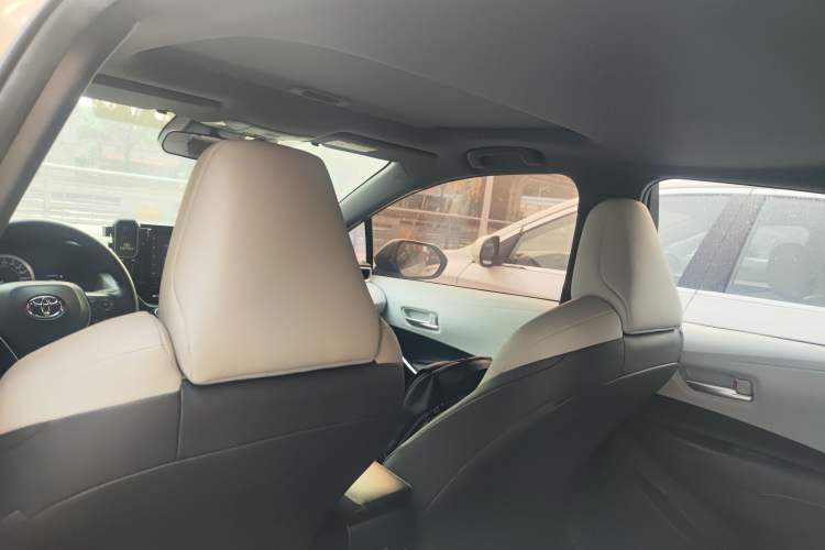 Used Toyota Levin 2023 185T CVT Luxury Edition Headliner