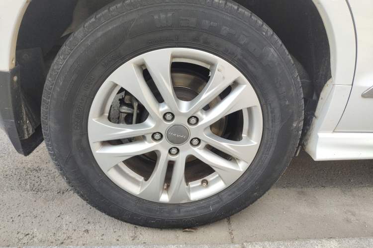 Used Haval H6 2015 Upgraded Model 1.5T Manual Two-Wheel Drive Elite Version