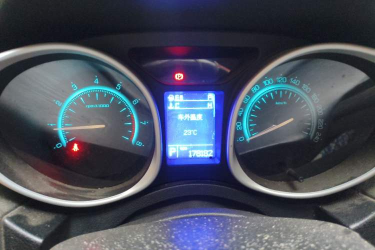 Used GAC Trumpchi GS5 2012 2.0L Automatic Two-Wheel Drive Luxury Edition
