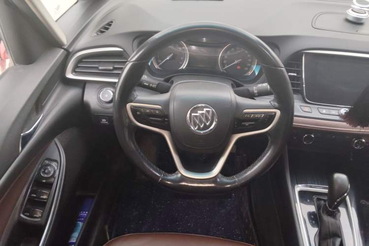 Used Buick GL6 2019 18T 6-Seater Connected Luxury Version China VI Standard
