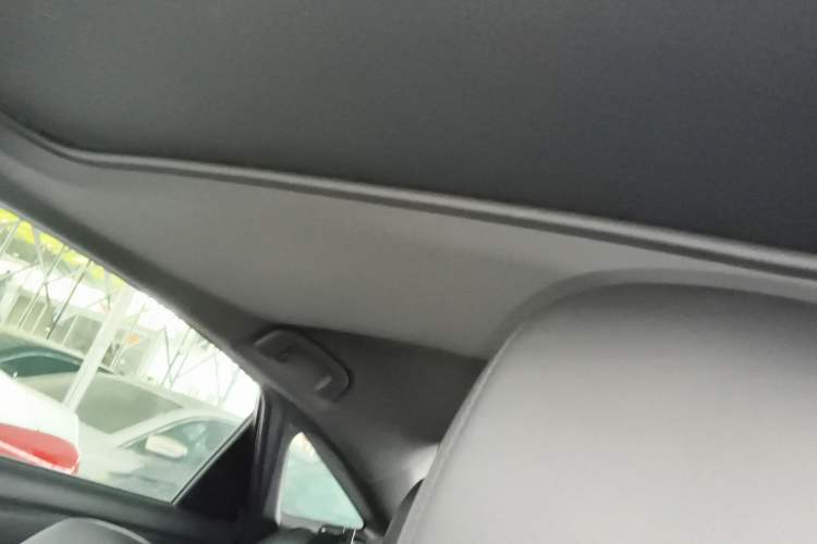 Used Toyota Avalon 2023 2.0L Luxury Edition Headliner