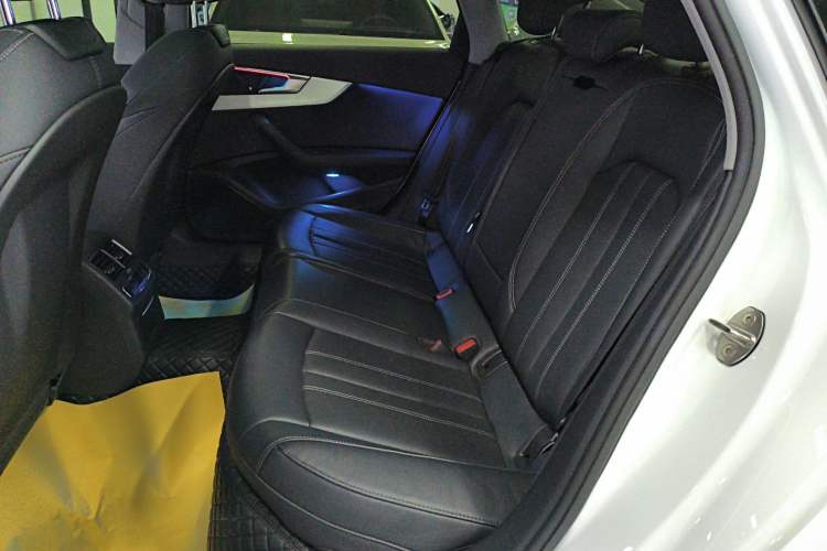 Used Audi A4L 2020 40 TFSI Fashion Dynamic Model