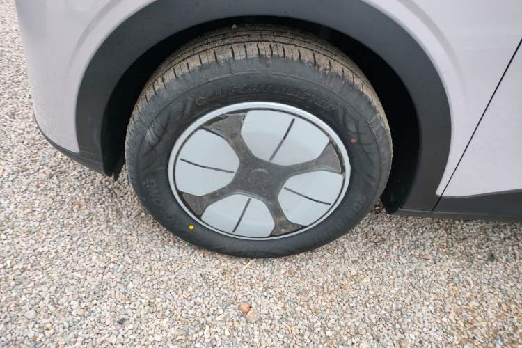 Used Geely Galaxy Geome 2026 Model 410km Carefree Edition
