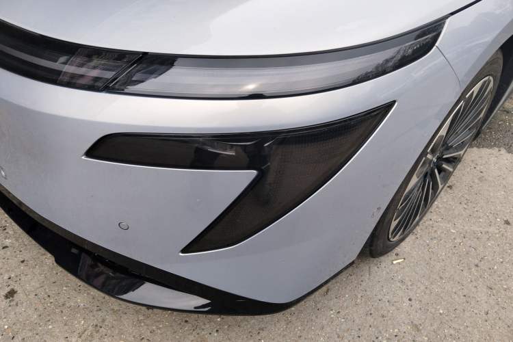 Used Nissan N7 2025 625 Max Left Front Headlight