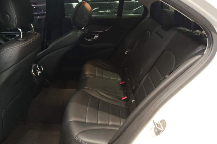 Used Mercedes-Benz C-Class 2015 C 200 L Sport Edition
