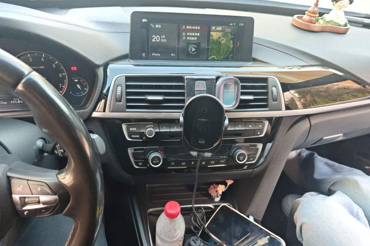 Used BMW 3 Series GT 2020 320i M Sport Package Audio And AC Panel