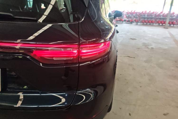 Used Porsche Cayenne E-Hybrid 2021 Cayenne E-Hybrid 2.0T