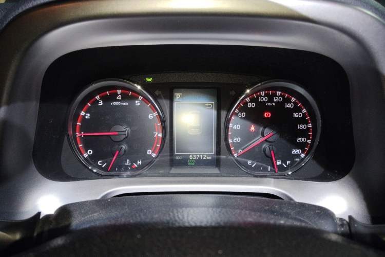 Used Toyota RAV4 2018 2.5L Automatic 4x4 Elite i Edition Instrument Cluster