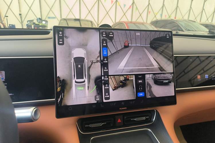 Used Hima AITO M7 2026 Model Range-Extending Ultra All-Wheel Drive 6-Seater Version Audio And AC Panel