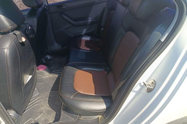 Used Volkswagen Santana 2019 1.5L Manual Fashion Edition China VI Standard
