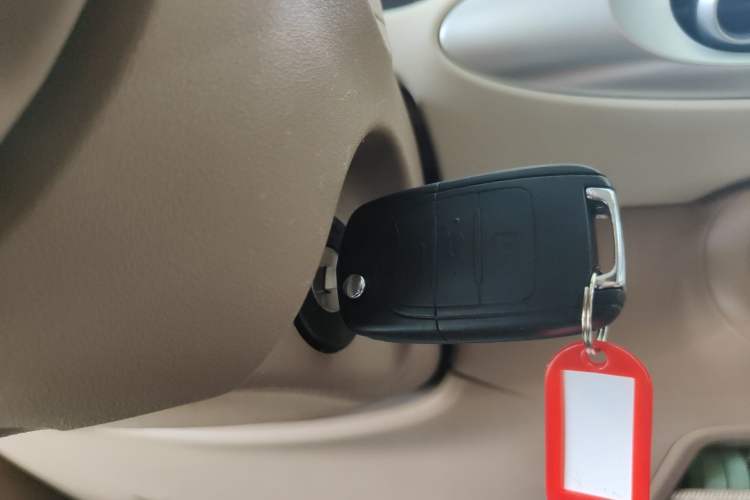 Used Wuling Hongguang MINIEV 2025 Four-Door Version Advanced Edition Interior 1