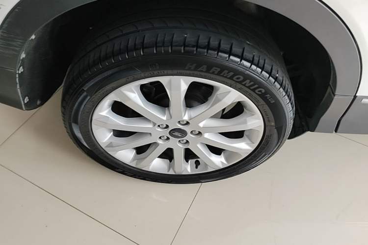 Used Ford Kuga 2013 2.0L GTDi Four-Wheel-Drive Elite Model
