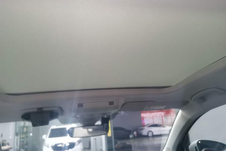 Used Volkswagen Tharu 2024 300TSI Two-Wheel-Drive Moonlight Edition
