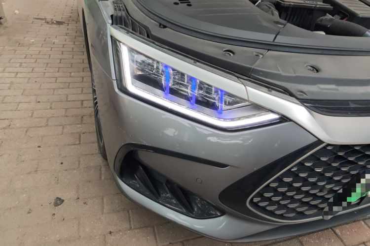 Used BYD Han 2023 DM-i Champion Edition 121KM Prestige Model Right Front Headlight