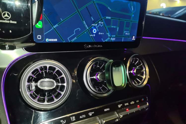 Used Mercedes-Benz C-Class 2019 C 260 Sport Edition Audio And AC Panel