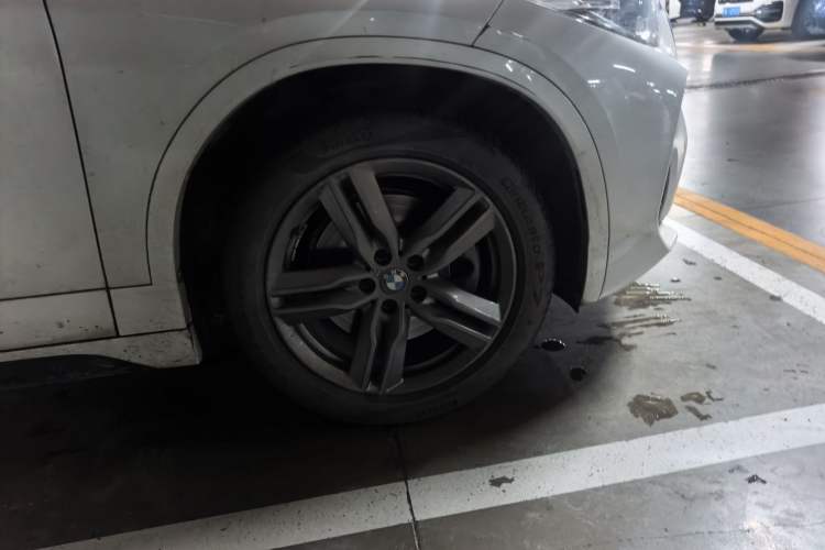 Used BMW X2 2022 sDrive25i M Sport Package Right Front Wheel Hub