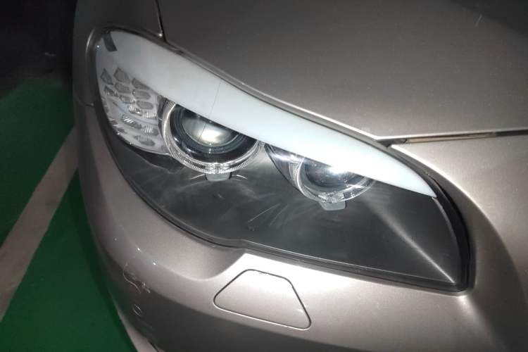 Used BMW 5 Series 2013 530Li Leading Model
