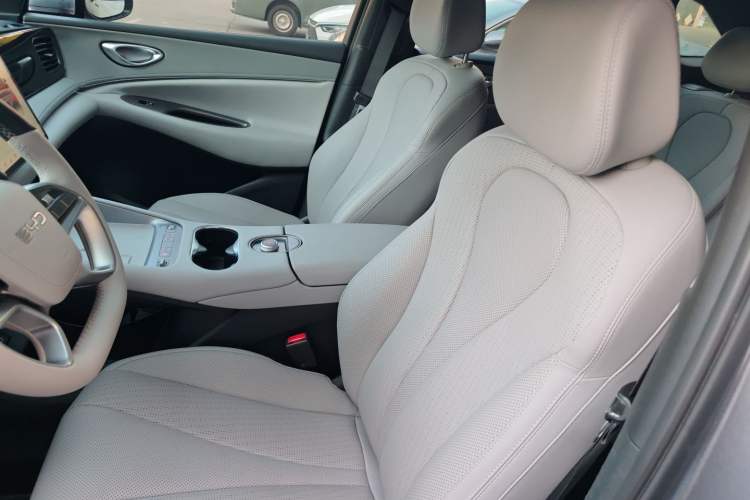 Used BYD Sealion 06 New Energy 2025 Model EV 605 Navigation Plus Edition
