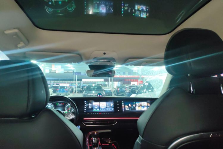 Used VOYAH FREE 2021 Four-Wheel Drive Standard Range-Extended Exclusive Luxury Package
