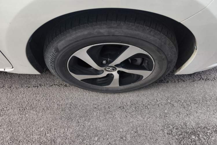 Used Toyota Levin 2017 Revised Dual-Engine 1.8H GS E-CVT Elite Sunroof Version China V Standard