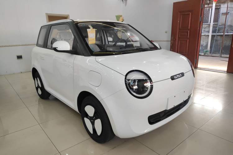 Used CHANGAN NEVO Lumin 2025 205 km Xiangqin Version
