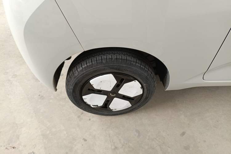 Used Wuling Hongguang MINIEV 2024 3rd Generation 215km Advanced Version
