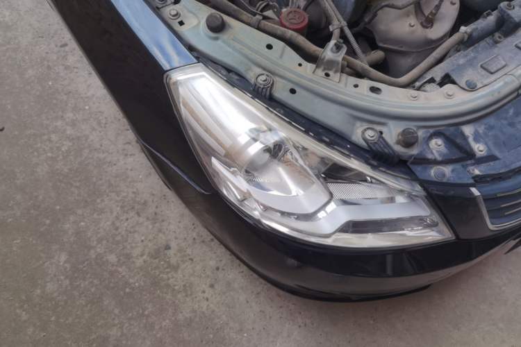 Used Dongfeng Aeolus S30 2013 1.6L Manual Entry-Level Model