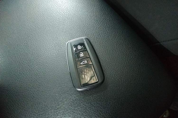 Used Toyota Prado 2018 3.5L Automatic TX-L with Rear-Mounted Spare Tire