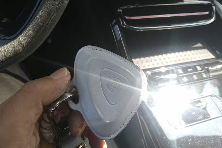 Used Lotus ELETRE 2023 ELETRE S+ Vehicle Key